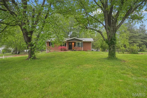 $275,900 | 2714 Victoria Road, Festus, MO 63028