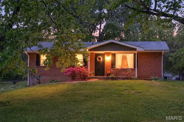 $275,900 | 2714 Victoria Road, Festus, MO 63028