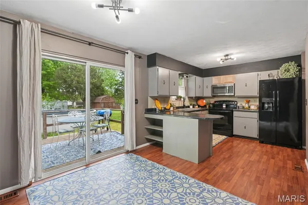 $275,900 | 2714 Victoria Road, Festus, MO 63028