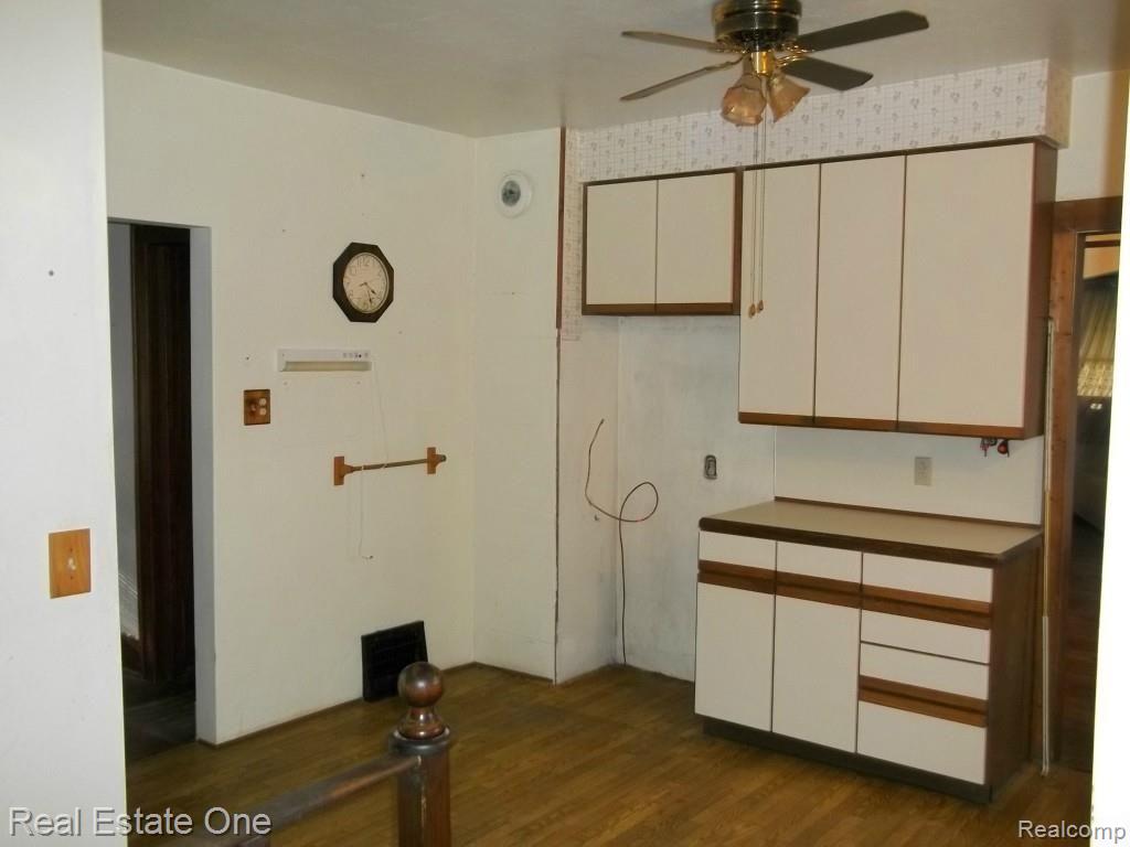 4891 Genesee Road Lapeer, MI 48446 - Photo 21 of 34 KT-1.jpg