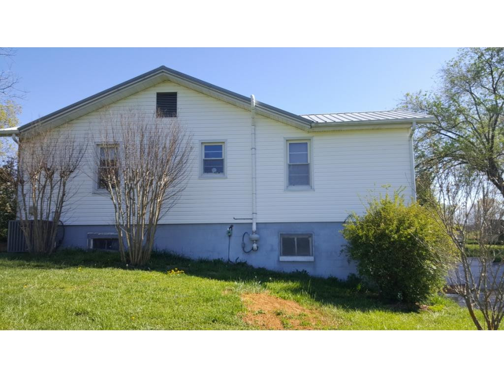 770 Jockey Road Chuckey, TN 37641 - Photo 20 of 26 Radon System Installed