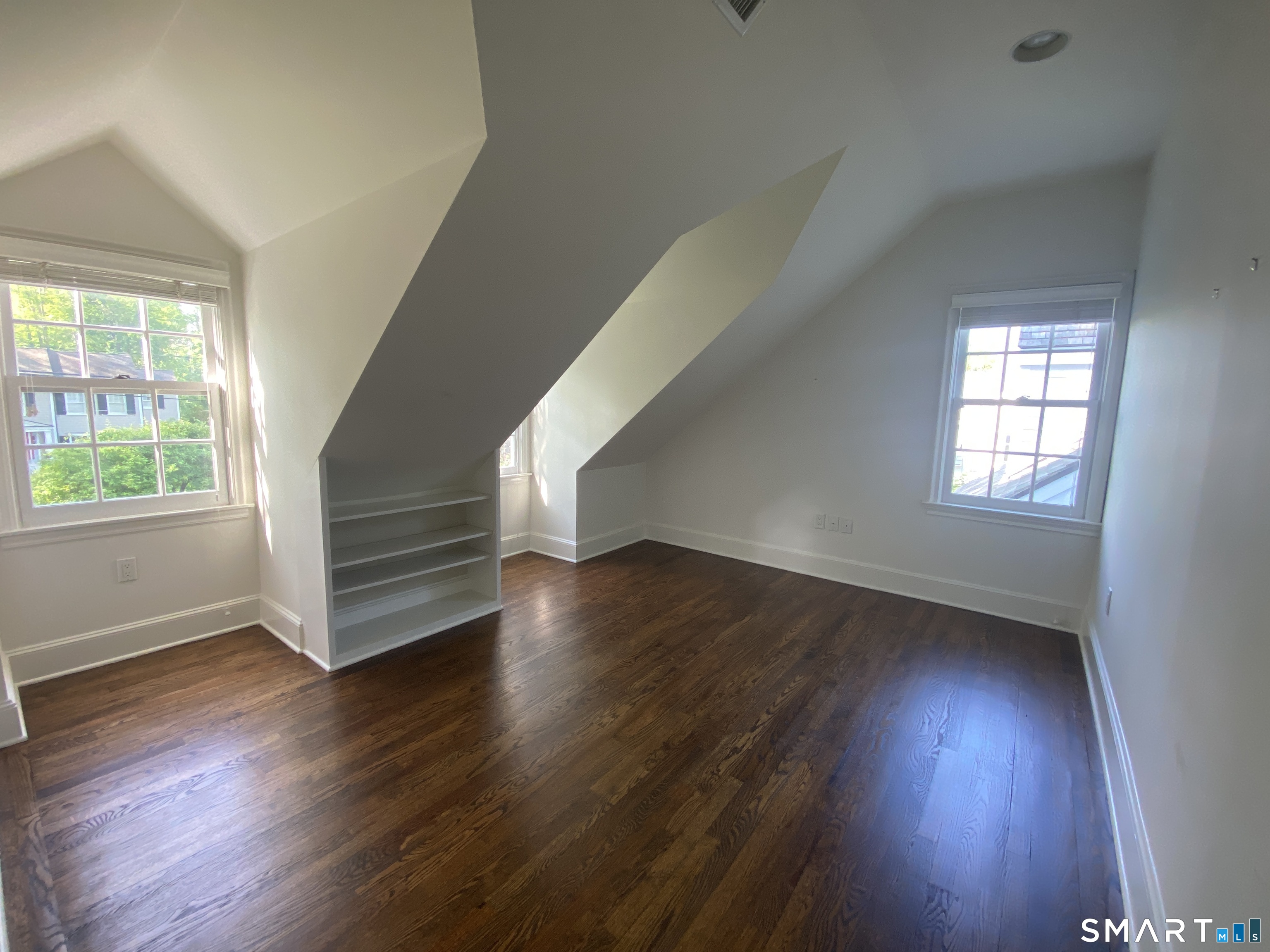51 Hawthorne Road New Canaan, CT 06840 - Photo 14 of 20