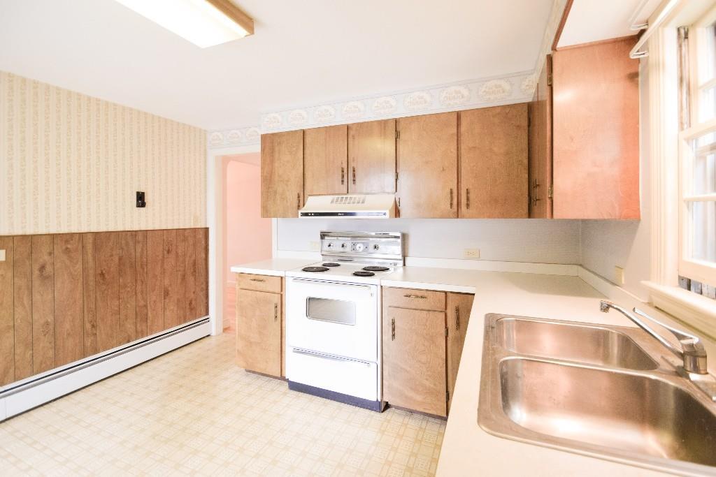76 Mayer Road Portland, ME 04102 - Photo 22 of 35 Photo