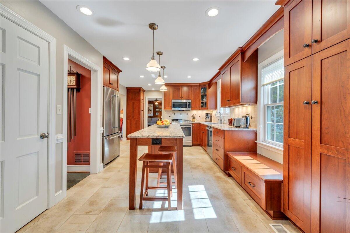 3964 Winding Way Road Southwest Roanoke, VA 24015 - Photo 17 of 68 13-MIB04332