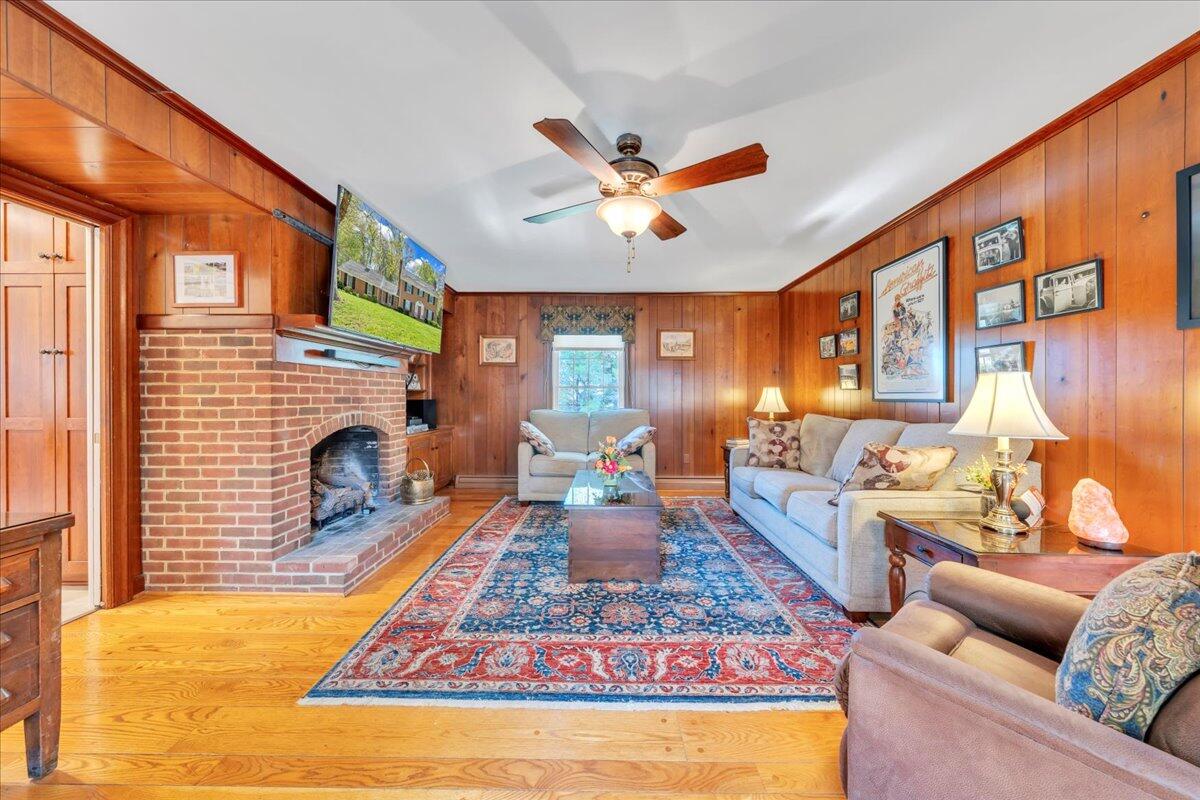 3964 Winding Way Road Southwest Roanoke, VA 24015 - Photo 26 of 68 22-MIB04407