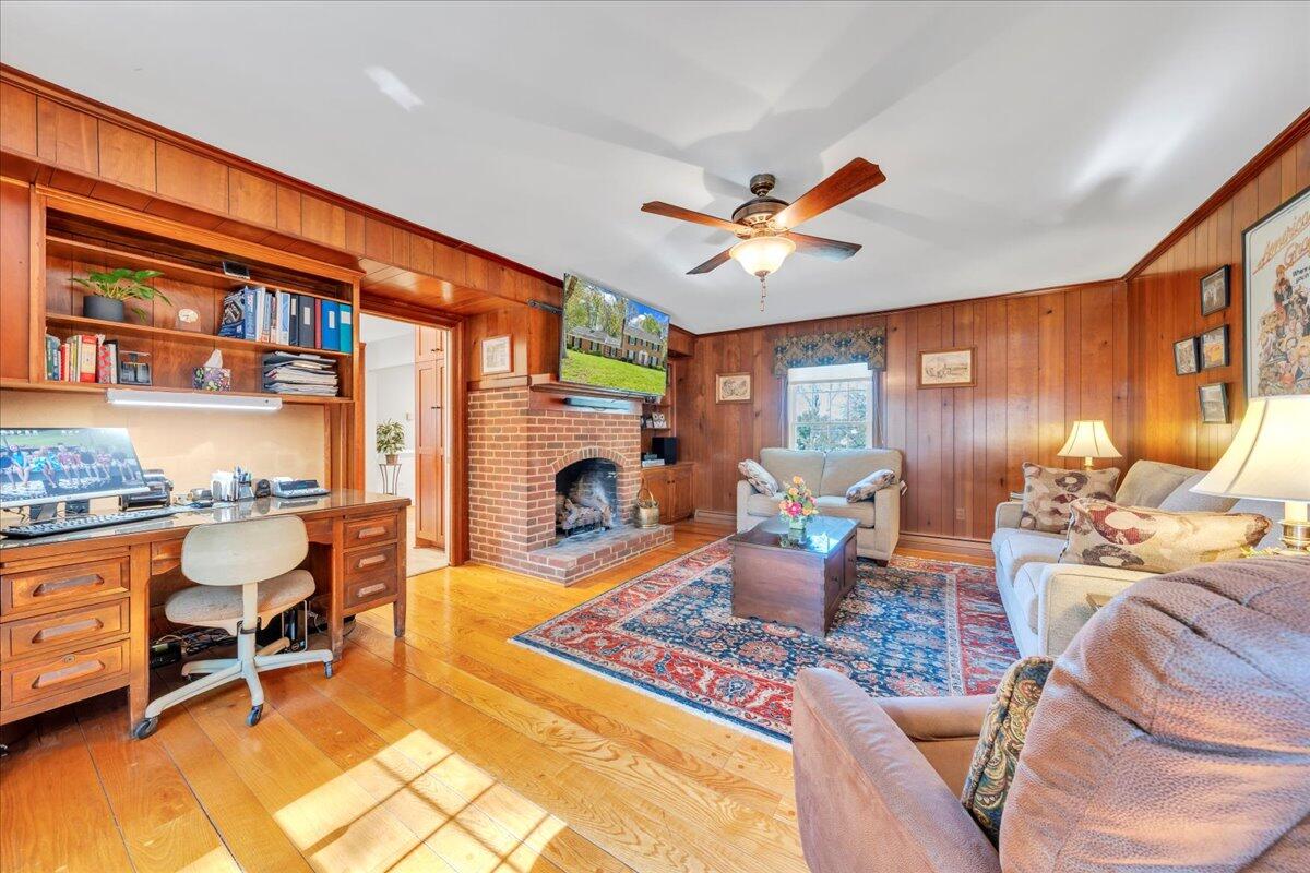 3964 Winding Way Road Southwest Roanoke, VA 24015 - Photo 27 of 68 23-MIB04410