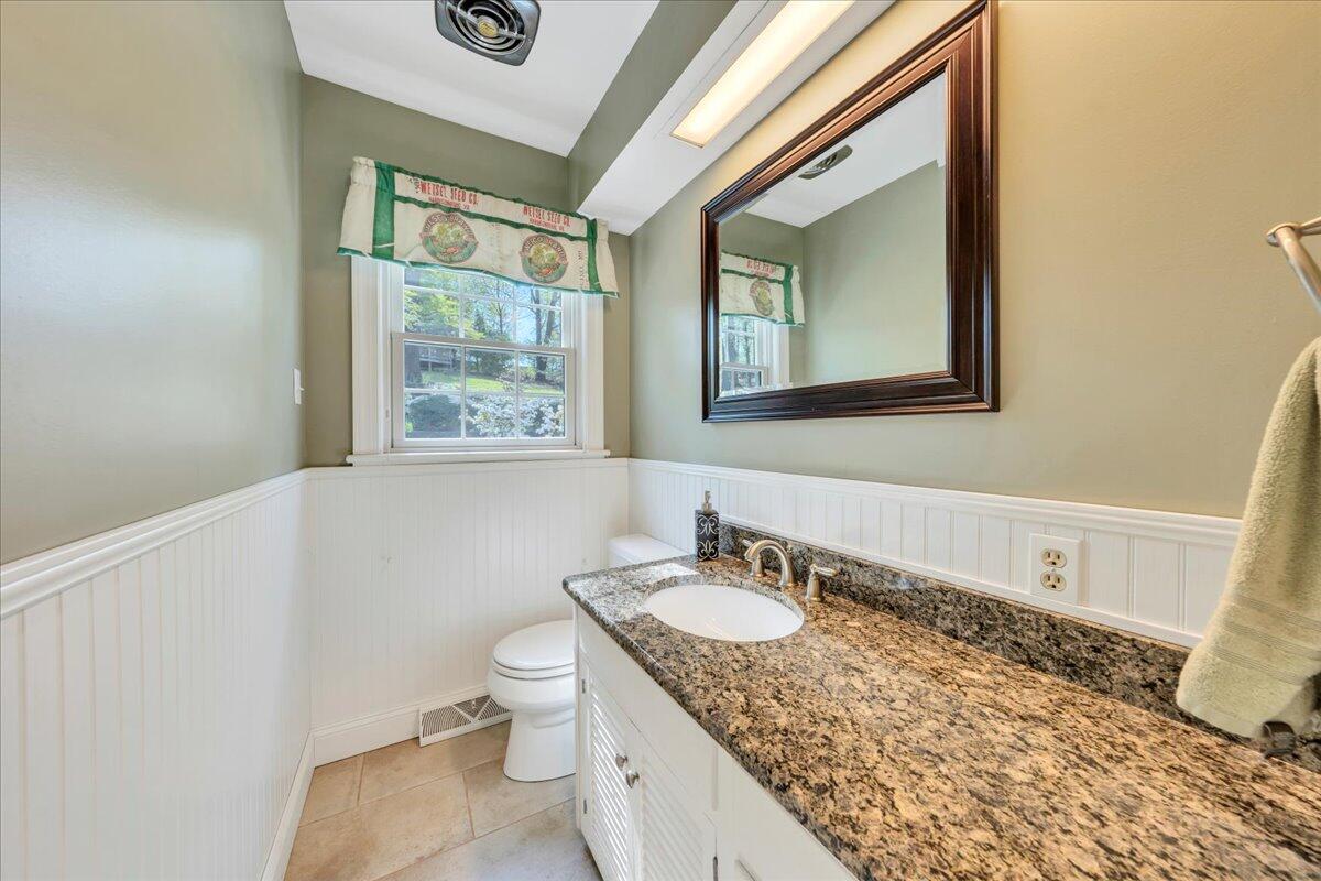 3964 Winding Way Road Southwest Roanoke, VA 24015 - Photo 29 of 68 25-MIB04368