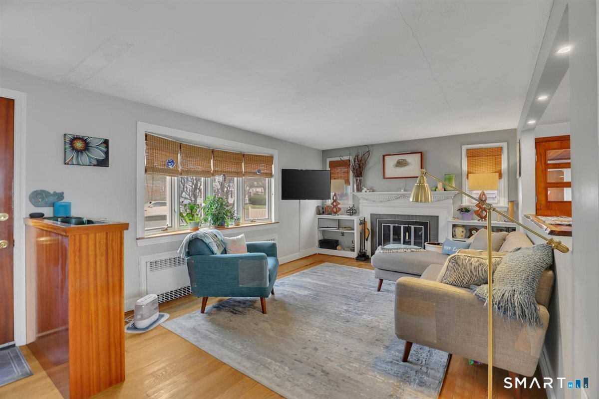 69 Denison Road Middletown, CT 06457 - Photo 13 of 42