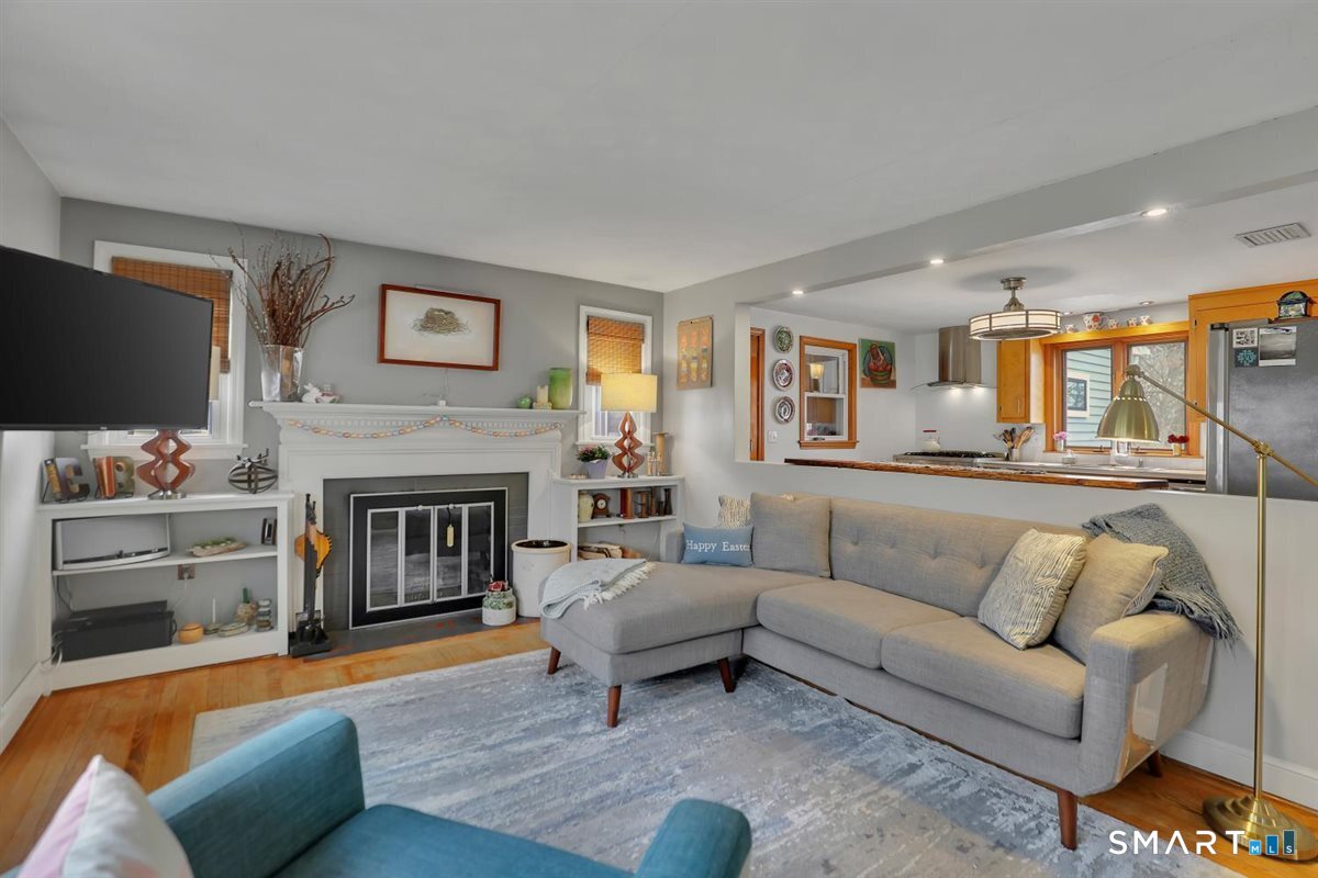 69 Denison Road Middletown, CT 06457 - Photo 14 of 42