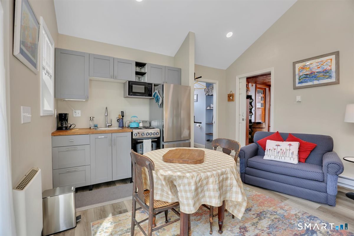 69 Denison Road Middletown, CT 06457 - Photo 29 of 42