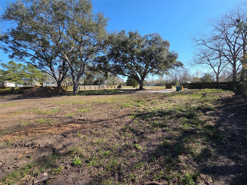 414 Gordy Road Bacliff, TX 77518 - Photo 5 of 12 a view of yard with trees