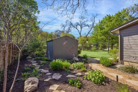 $1,249,000 | 6406 Shoal Creek Boulevard, Austin, TX 78757