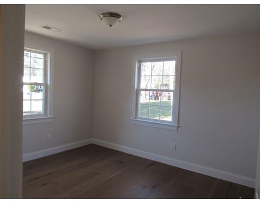 26 Michael Road Raynham, MA 02767 - Photo 8 of 14 Gallery Image 8