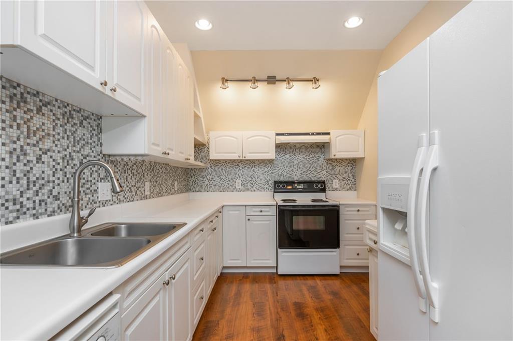 360 Kent Road Roswell, GA 30075 - Photo 68 of 100