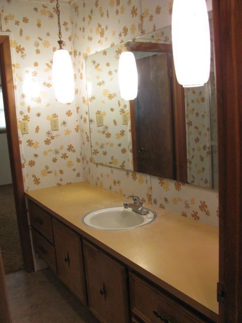 2002 Highway 137 Lamesa, TX 79331 - Photo 8 of 10 Bathroom 1
