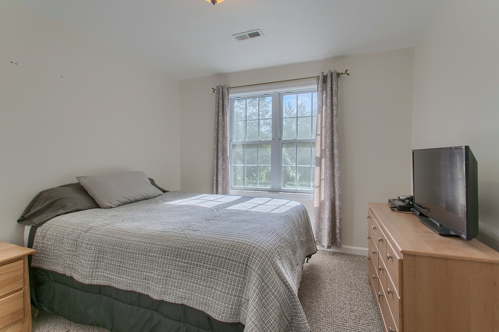20 Deepdale Road Worcester, MA 01606 - Photo 15 of 24 Gallery Image 15