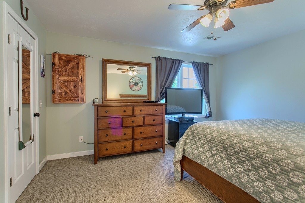 20 Deepdale Road Worcester, MA 01606 - Photo 18 of 24 Gallery Image 18