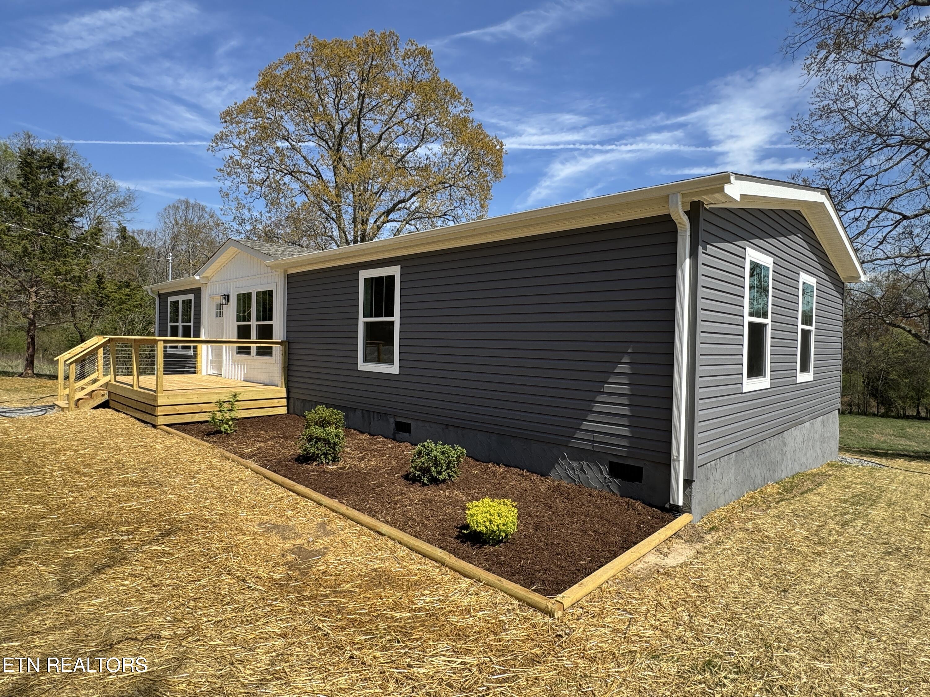 364 Greenbriar Road Sweetwater, TN 37874 - Photo 4 of 9 IMG_1307