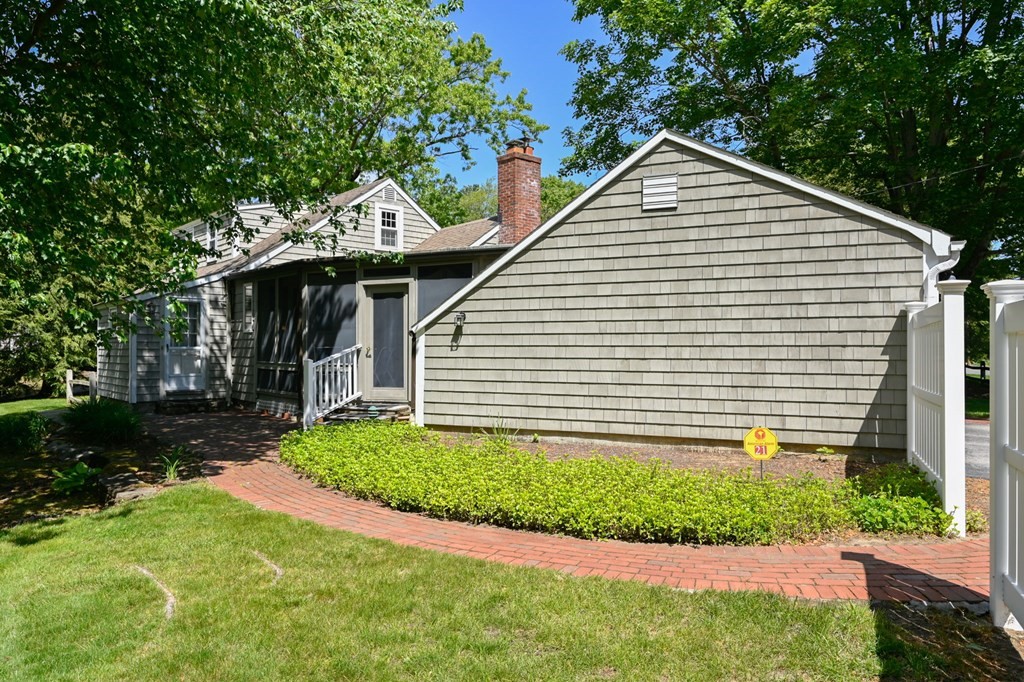 21 Whitcomb Avenue Hingham, MA 02043 - Photo 20 of 25