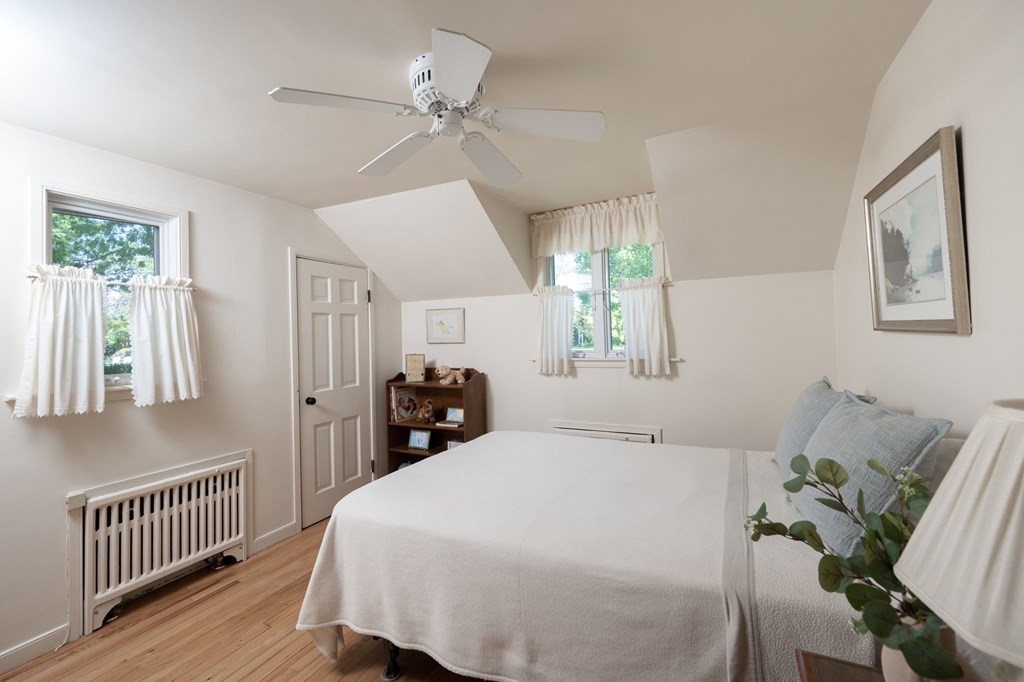 21 Whitcomb Avenue Hingham, MA 02043 - Photo 9 of 25