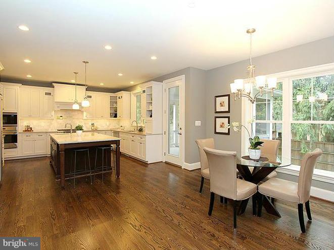 5816 Plainview Road Bethesda, MD 20817 - Photo 6 of 30 Breakfast Room off Kitchen