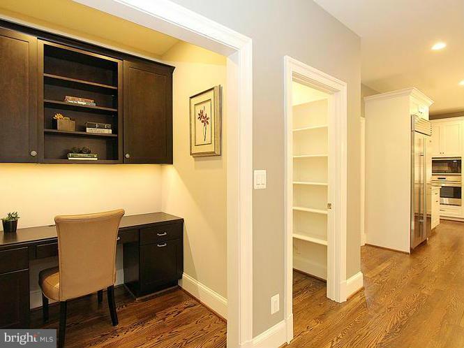 5816 Plainview Road Bethesda, MD 20817 - Photo 8 of 30 Office