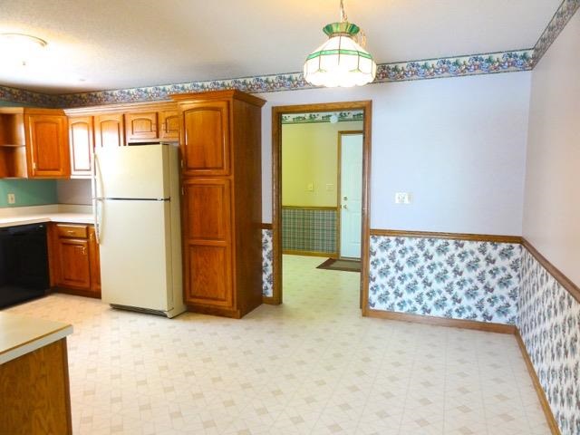 705 South Buckingham Road Yorktown, IN 47396 - Photo 11 of 30 Gallery Image 11