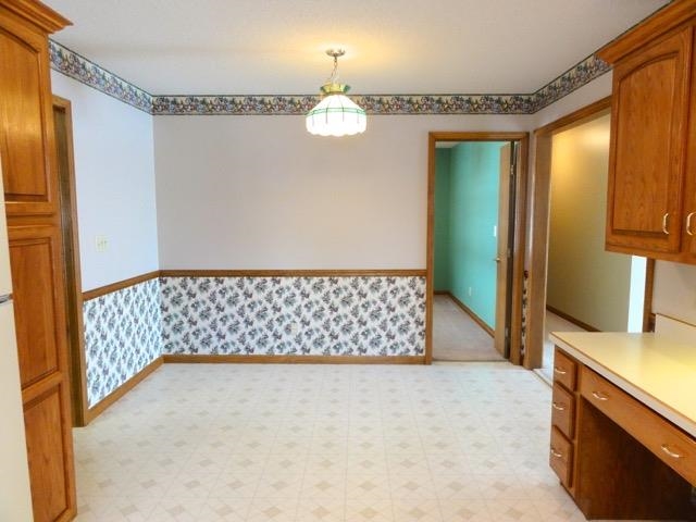 705 South Buckingham Road Yorktown, IN 47396 - Photo 14 of 30 Gallery Image 14