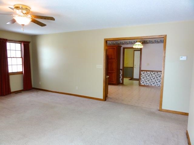 705 South Buckingham Road Yorktown, IN 47396 - Photo 17 of 30 Gallery Image 17