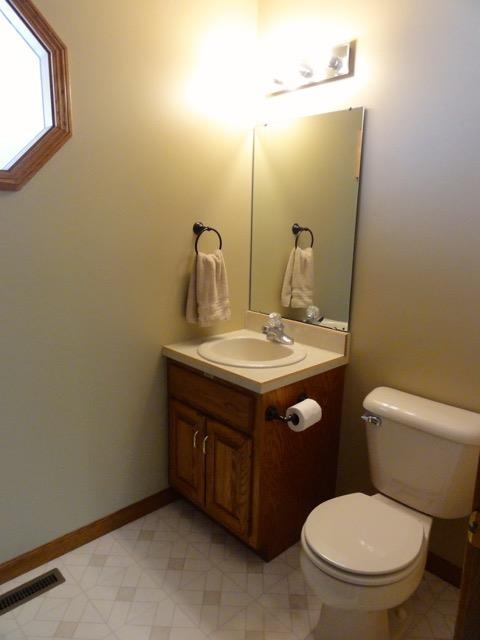 705 South Buckingham Road Yorktown, IN 47396 - Photo 25 of 30 Gallery Image 25