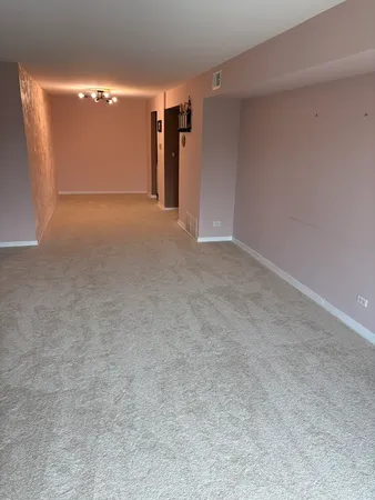 $227,900 | 7 Oak Creek Drive, Unit 3703, Buffalo Grove, IL 60089