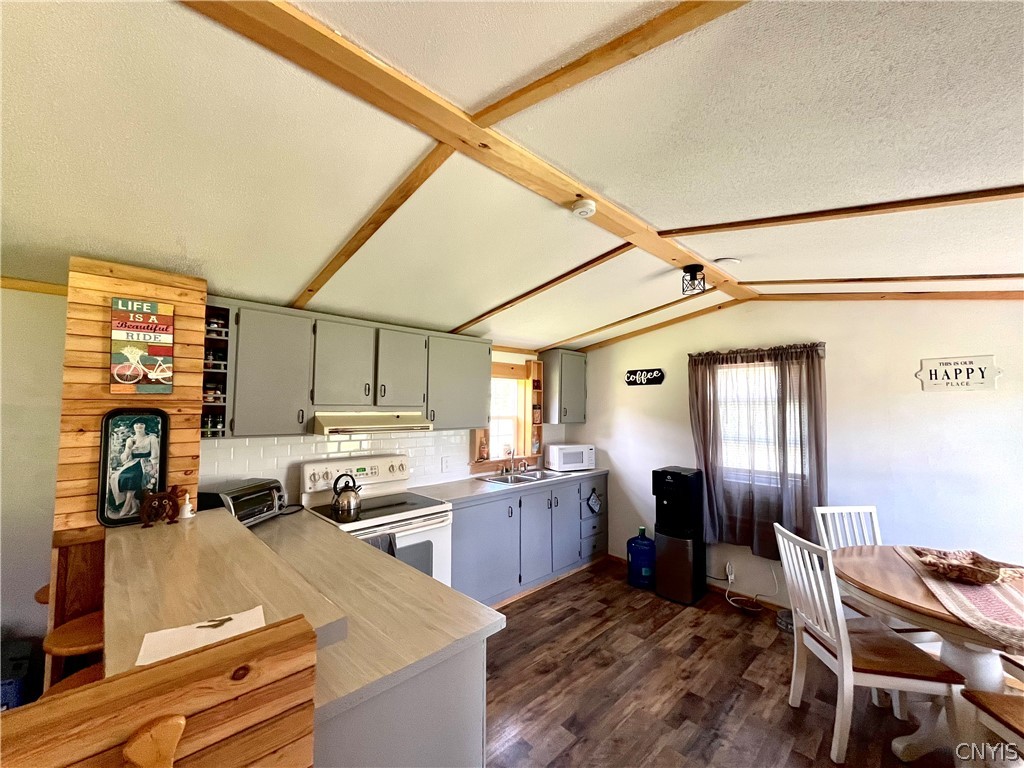 420 Island Branch Road Fowler, NY 13642 - Photo 8 of 47