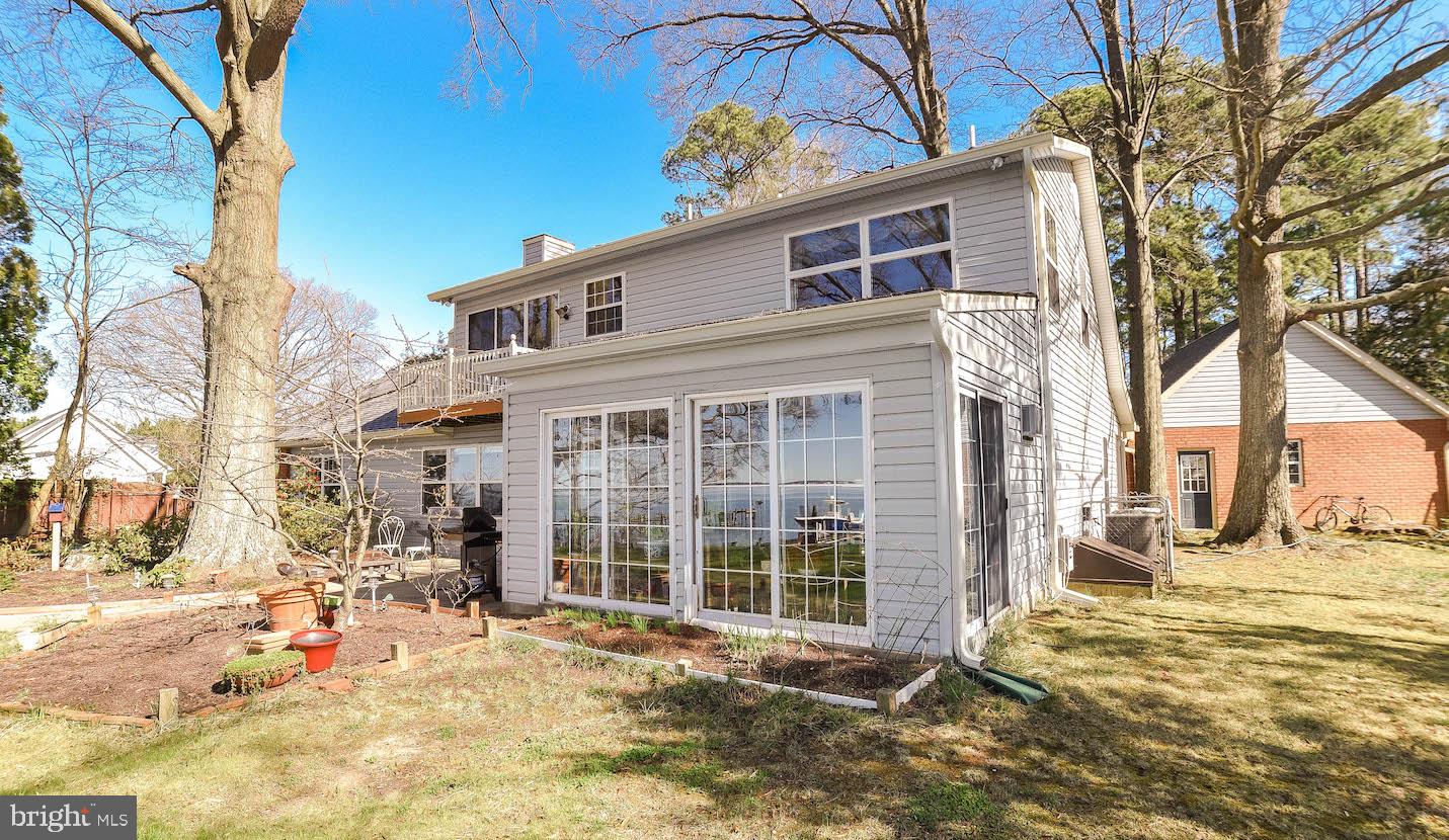 11975 Potomac View Road Newburg, MD 20664 - Photo 14 of 55 EXTERIOR SUN ROOM/FAMILIY ROOM