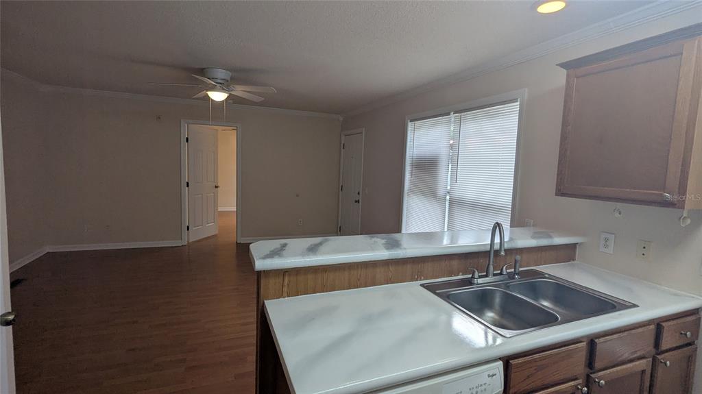 2905 Southwest Archer Road, Unit T5028 Gainesville, FL 32608 - Photo 5 of 24