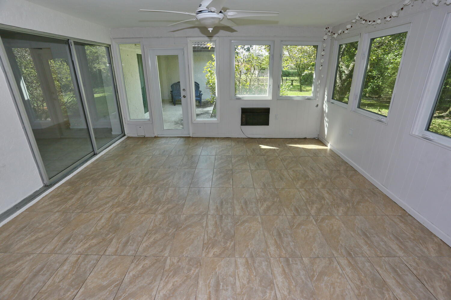 1200 Northwest 8th Street Boca Raton, FL 33486 - Photo 14 of 31 1200_NW_8th_St_Boca_Raton_FL-large-009-0