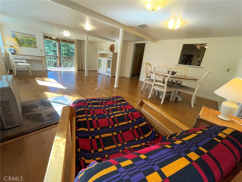 21455 Delta Way, Unit 2 Monte Rio, CA 95462 - Photo 3 of 48 a room with gym equipment and a rug