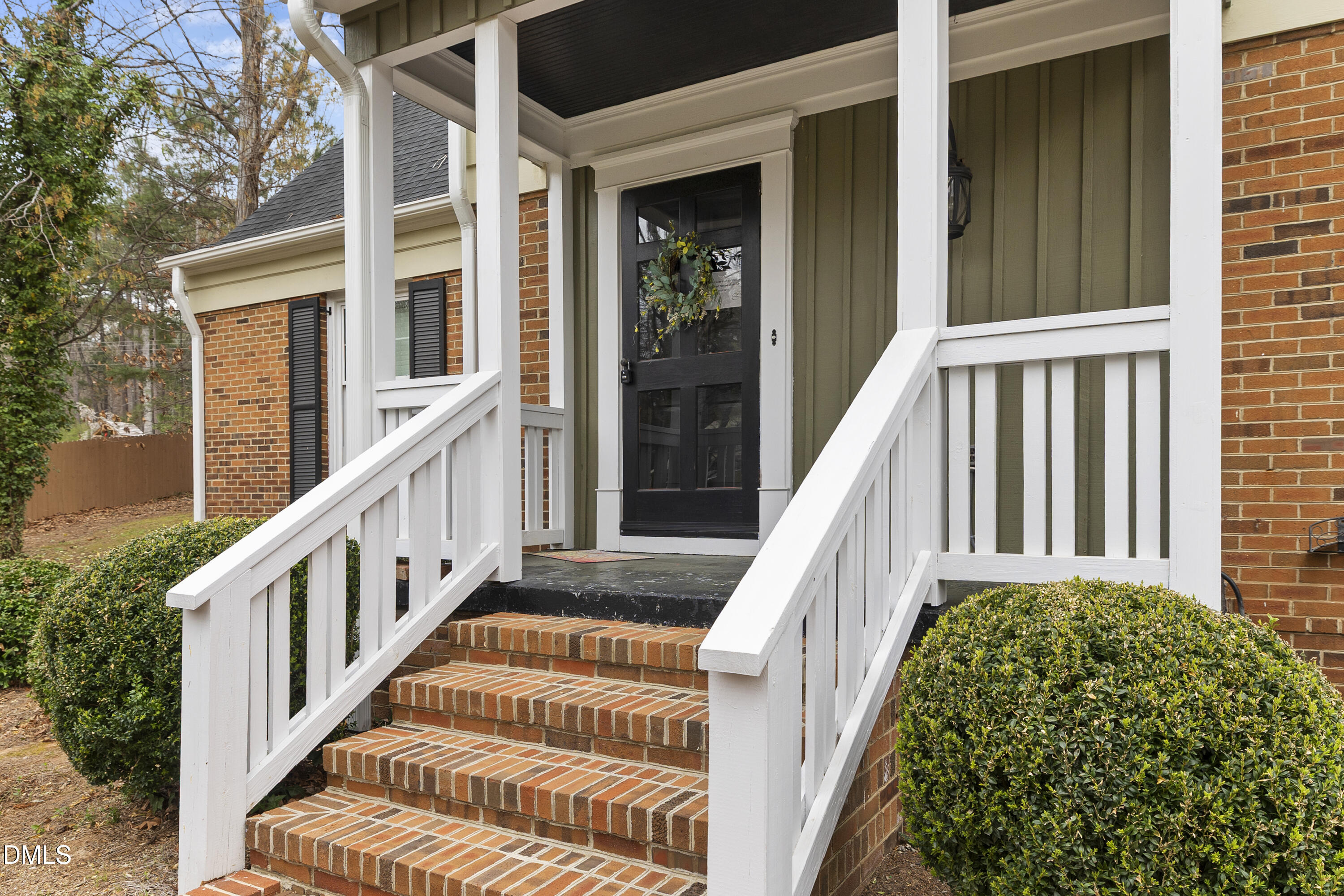 1302 Hermitage Road Sanford, NC 27330 - Photo 4 of 74 04