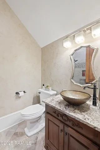 $1,175,000 | 114 Daniel Lane, St. Martinville, LA 70582