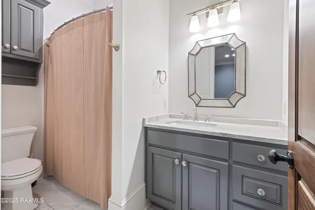 $1,175,000 | 114 Daniel Lane, St. Martinville, LA 70582