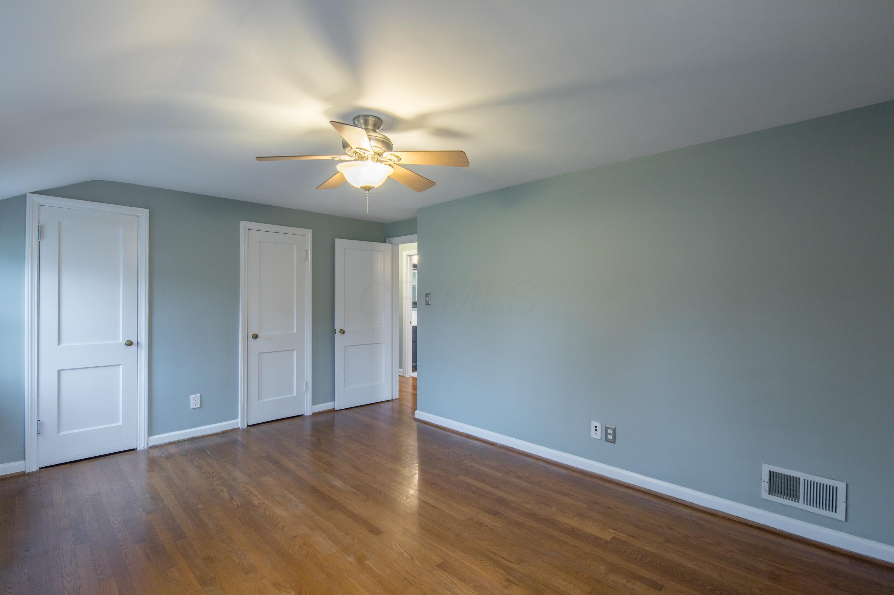 2088 Inchcliff Road Upper Arlington, OH 43221 - Photo 19 of 28