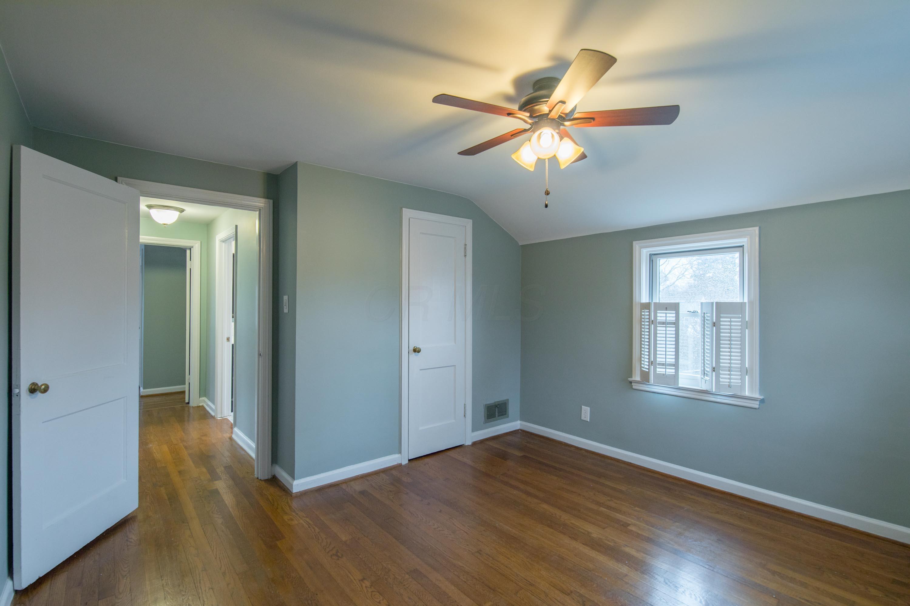 2088 Inchcliff Road Upper Arlington, OH 43221 - Photo 21 of 28