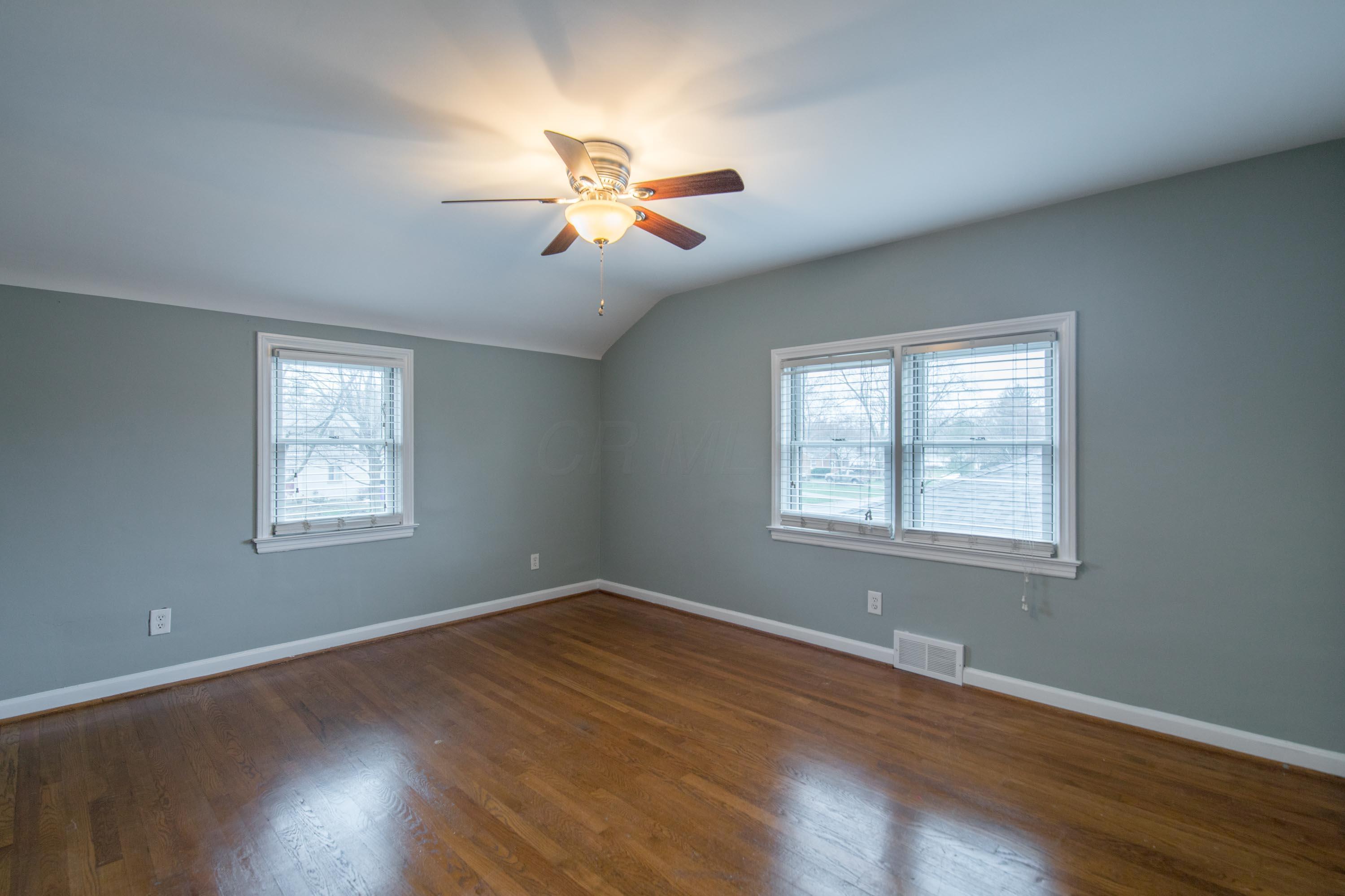 2088 Inchcliff Road Upper Arlington, OH 43221 - Photo 22 of 28