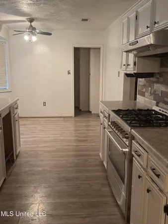 $137,000 | 219 Lake Cove Drive, Jackson, MS 39212