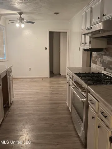 $157,000 | 219 Lake Cove Drive, Jackson, MS 39212