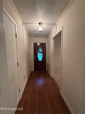 $157,000 | 219 Lake Cove Drive, Jackson, MS 39212