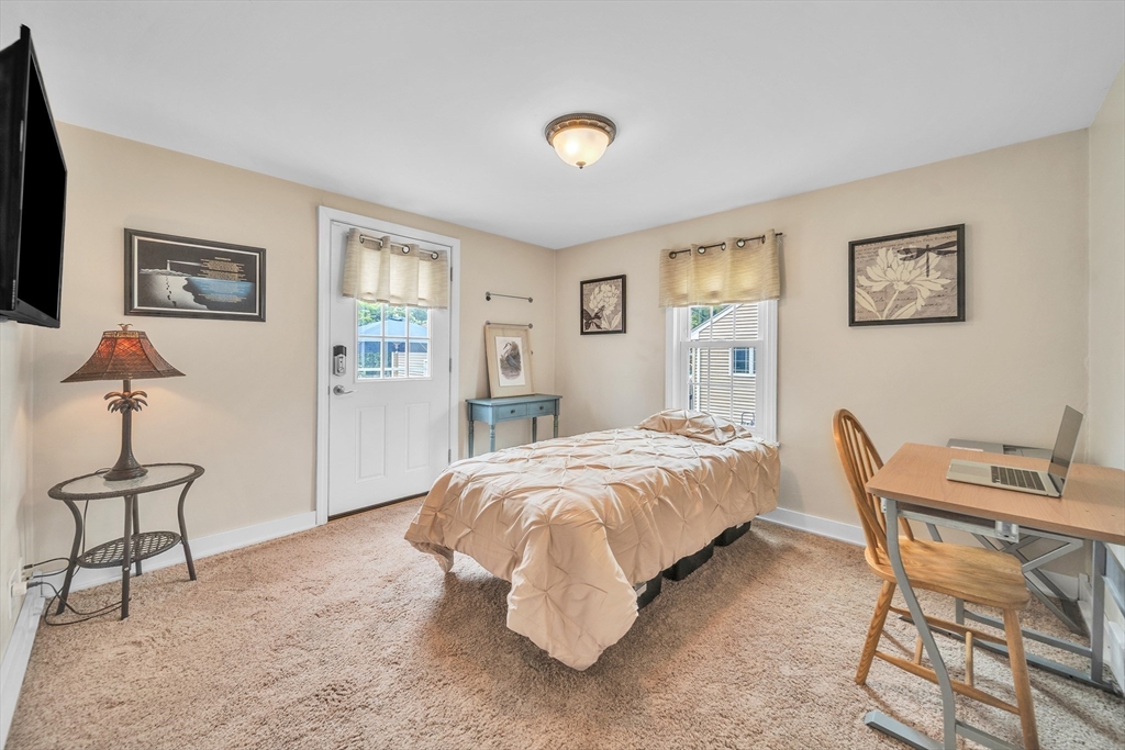 51 Barrington Road Longmeadow, MA 01106 - Photo 10 of 36