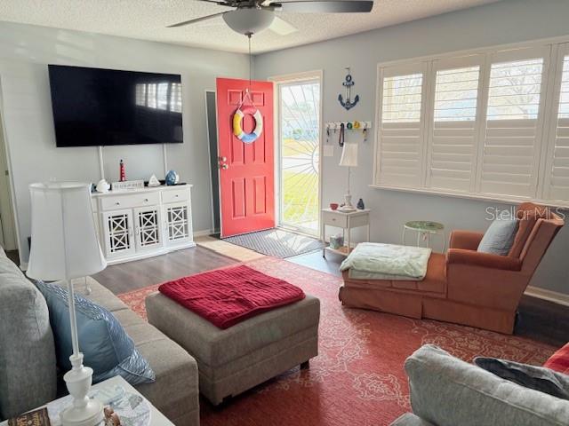 9427 Southeast 174th Place Road Summerfield, FL 34491 - Photo 3 of 33