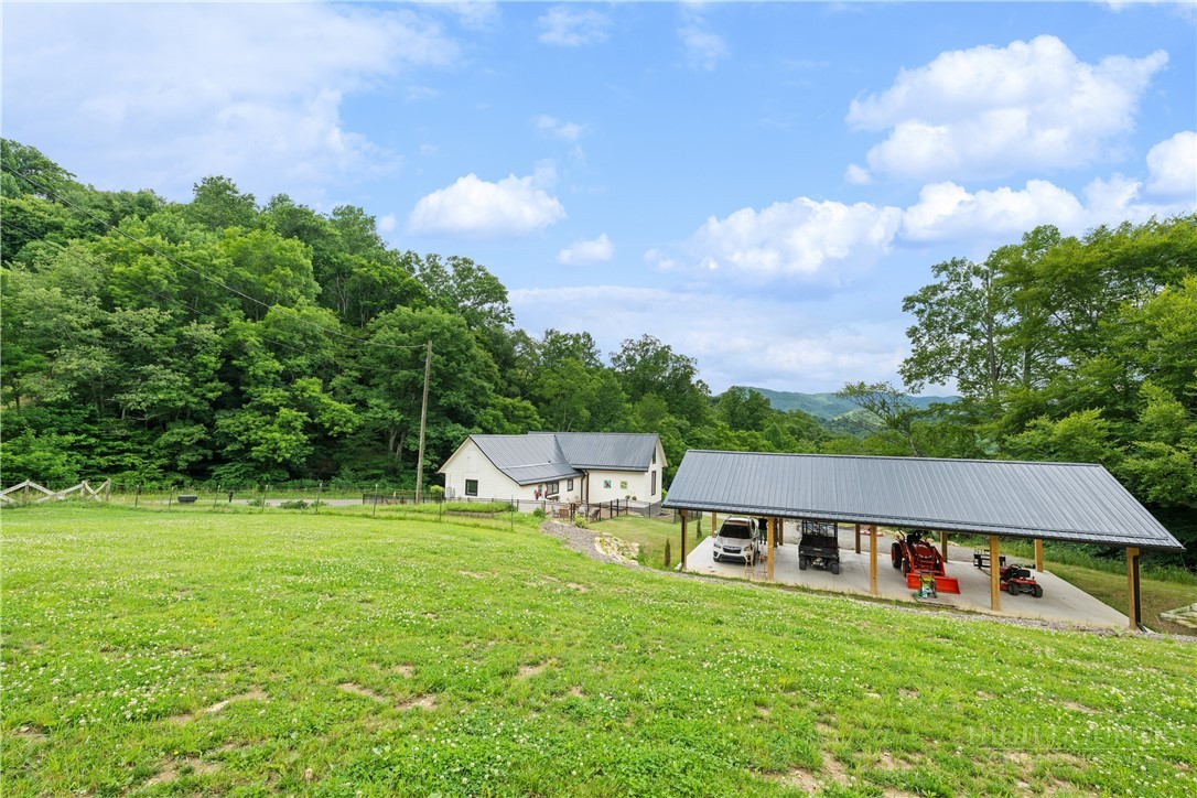 709 Fletcher Branch Road Vilas, NC 28692 - Photo 35 of 50