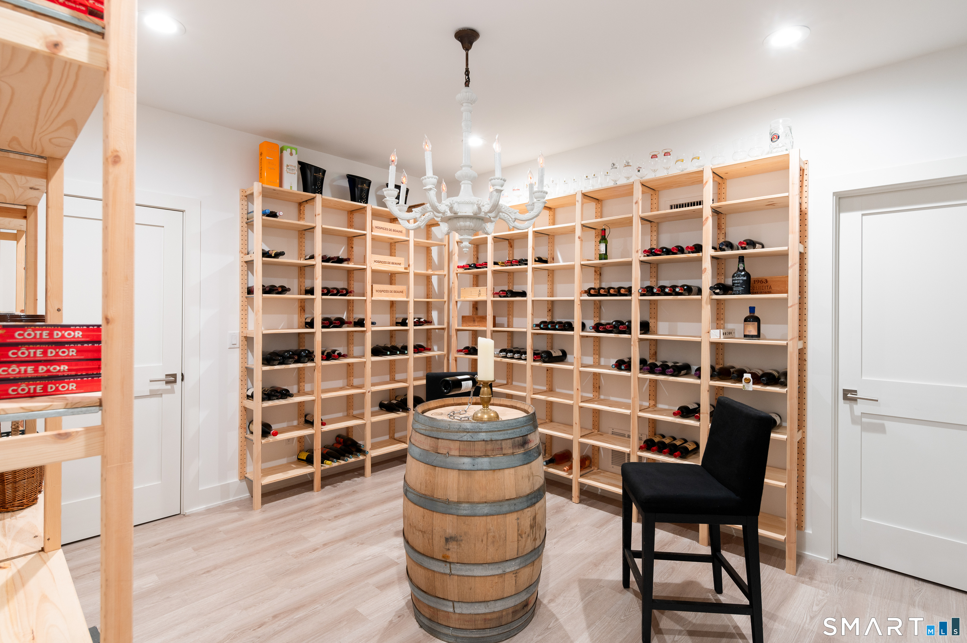 106 Pond Road Stamford, CT 06902 - Photo 22 of 32
