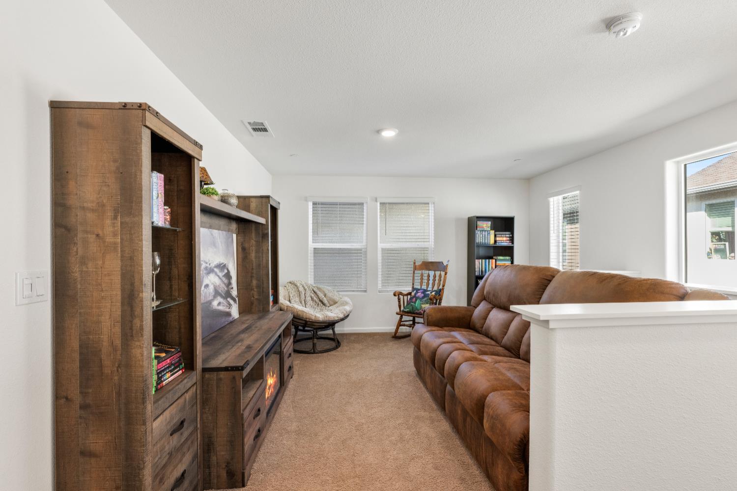 165 Sullivan Drive Merced, CA 95348 - Photo 13 of 21 Bonus room/loft